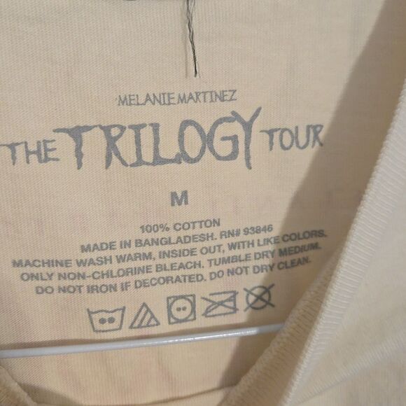 Melanie Martinez trilogy tour womens size medium - Picture 3 of 5